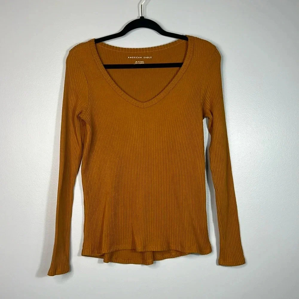 American Eagle Burnt Orange Scoop Neck Soft Fitted Sweater - XS - EUC